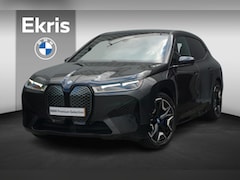 BMW iX - xDrive50 M Sport | Trekhaak / Panoramdak / Soft-Close / Stoelventilatie / Warmtecomfortpak
