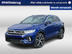 Volkswagen T-Roc - 1.5 TSI 150pk R-Line DSG AUTOMAAT / Panorama dak / IQ LED / Navi / LM 19 inch / Camera / P