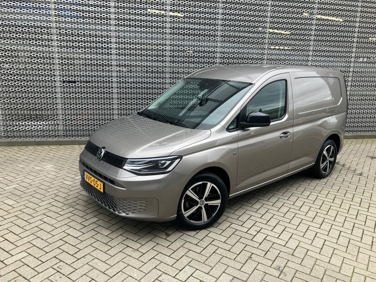 Volkswagen Caddy Cargo - 2.0 TDI 122PK DSG Exclusive - AutoWereld.nl