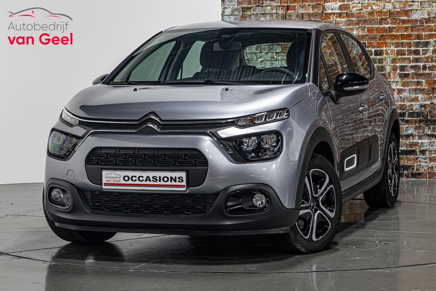 Citroën C3 - 1.2 PureTech Plus I Apple carplay I Navi - AutoWereld.nl