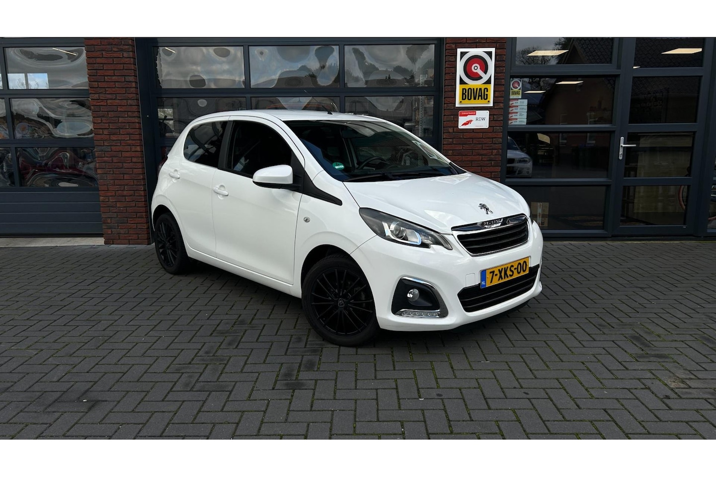 Peugeot 108 - 1.2 VTi Allure | 5drs | Airco | NL auto | Garantie - AutoWereld.nl