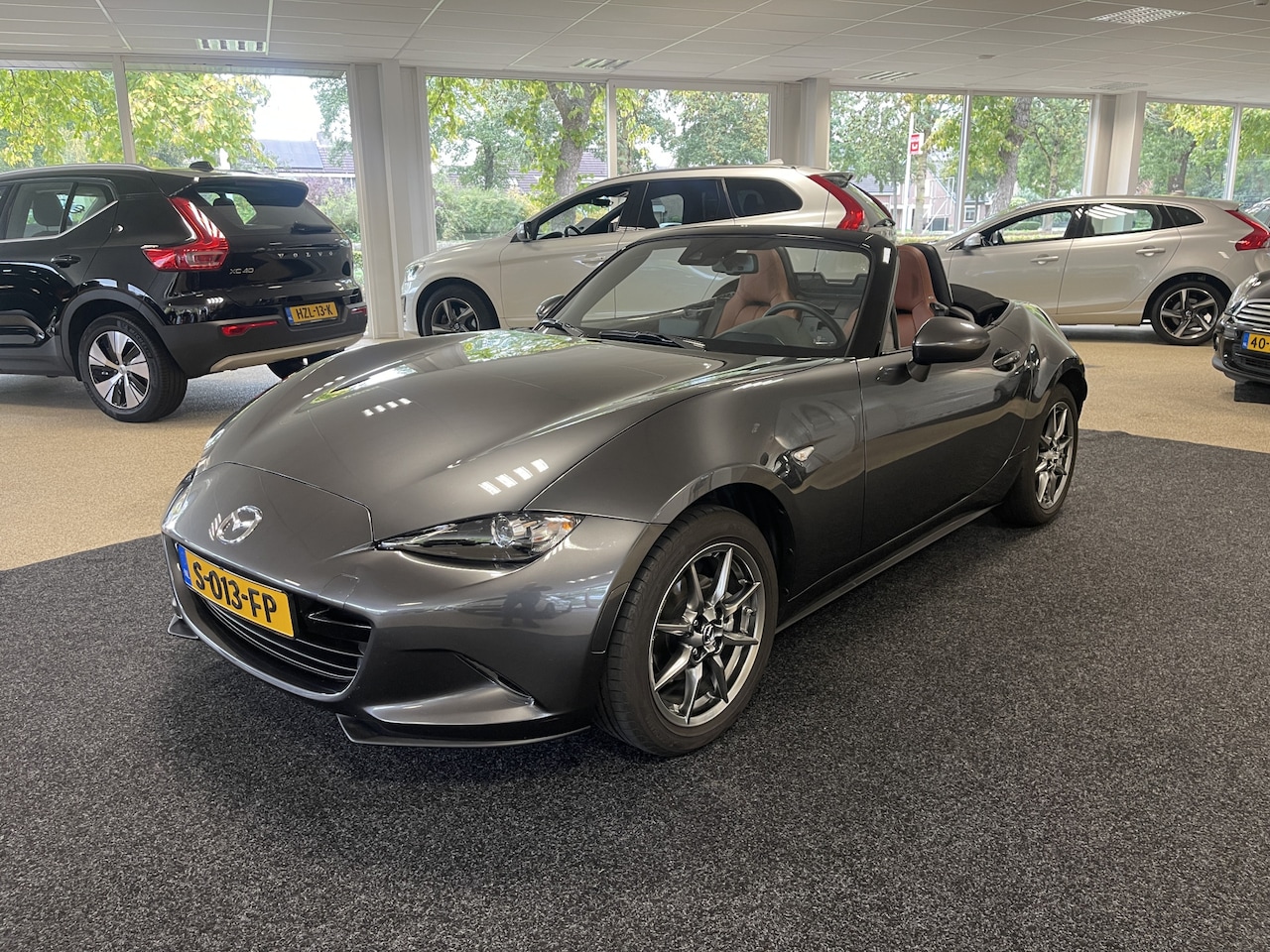 Mazda MX-5 - 1.5 SkyActiv-G 132 Luxury super lage km stand - AutoWereld.nl