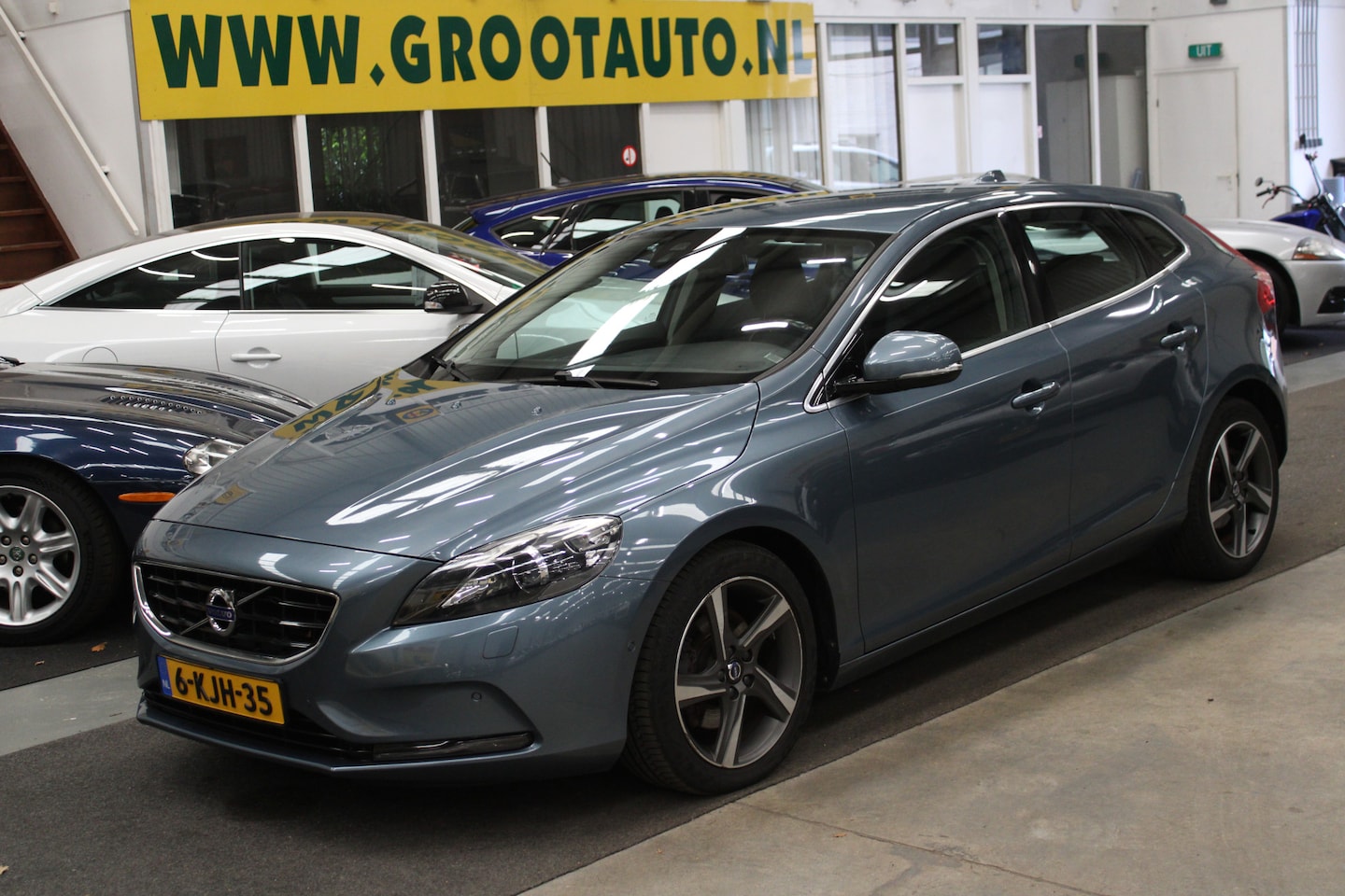 Volvo V40 - 1.6 T4 Summum Automaat Airco, Cruise Control, Leder, Navigatie, Stuurbekrachtiging - AutoWereld.nl