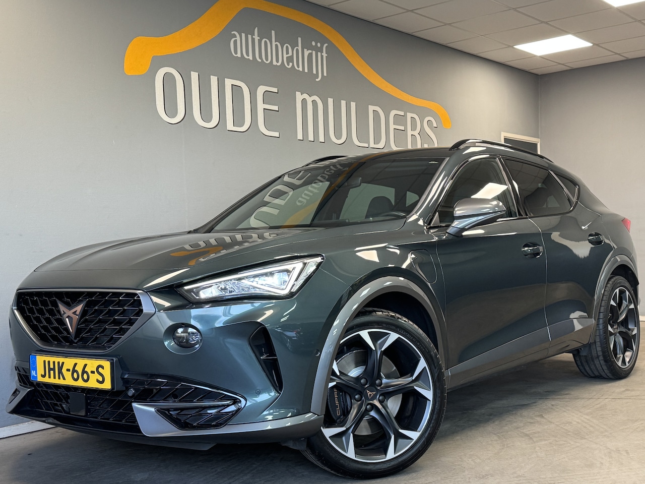 CUPRA Formentor - 1.4 VZ Leder/Memory/Trekhaak/ Parkeersensoren - AutoWereld.nl