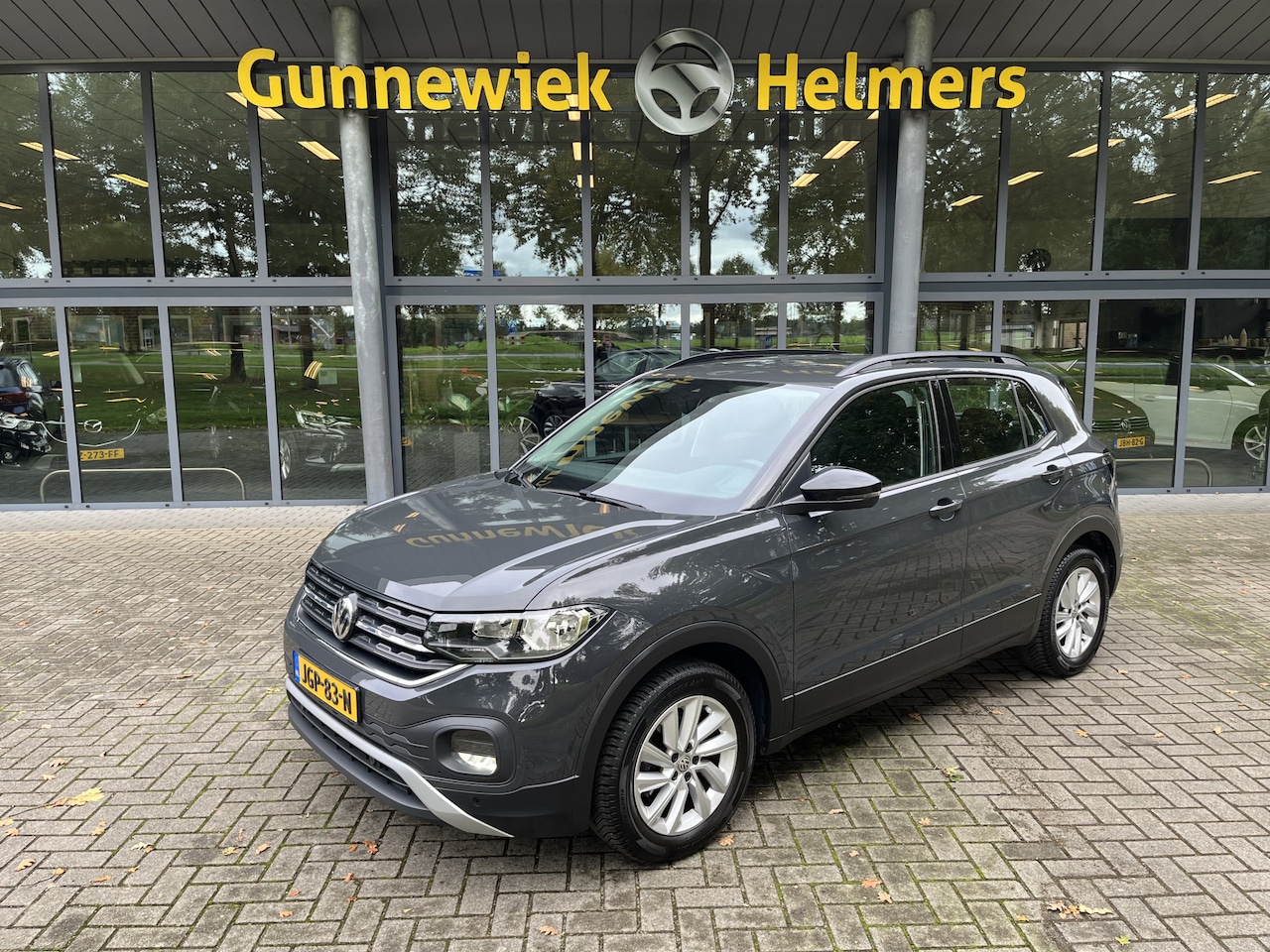 Volkswagen T-Cross - 1.0 TSI Life | ADAPT. CRUISE | AIRCO | ALL SEASON | BLUETOOTH | PDC - AutoWereld.nl