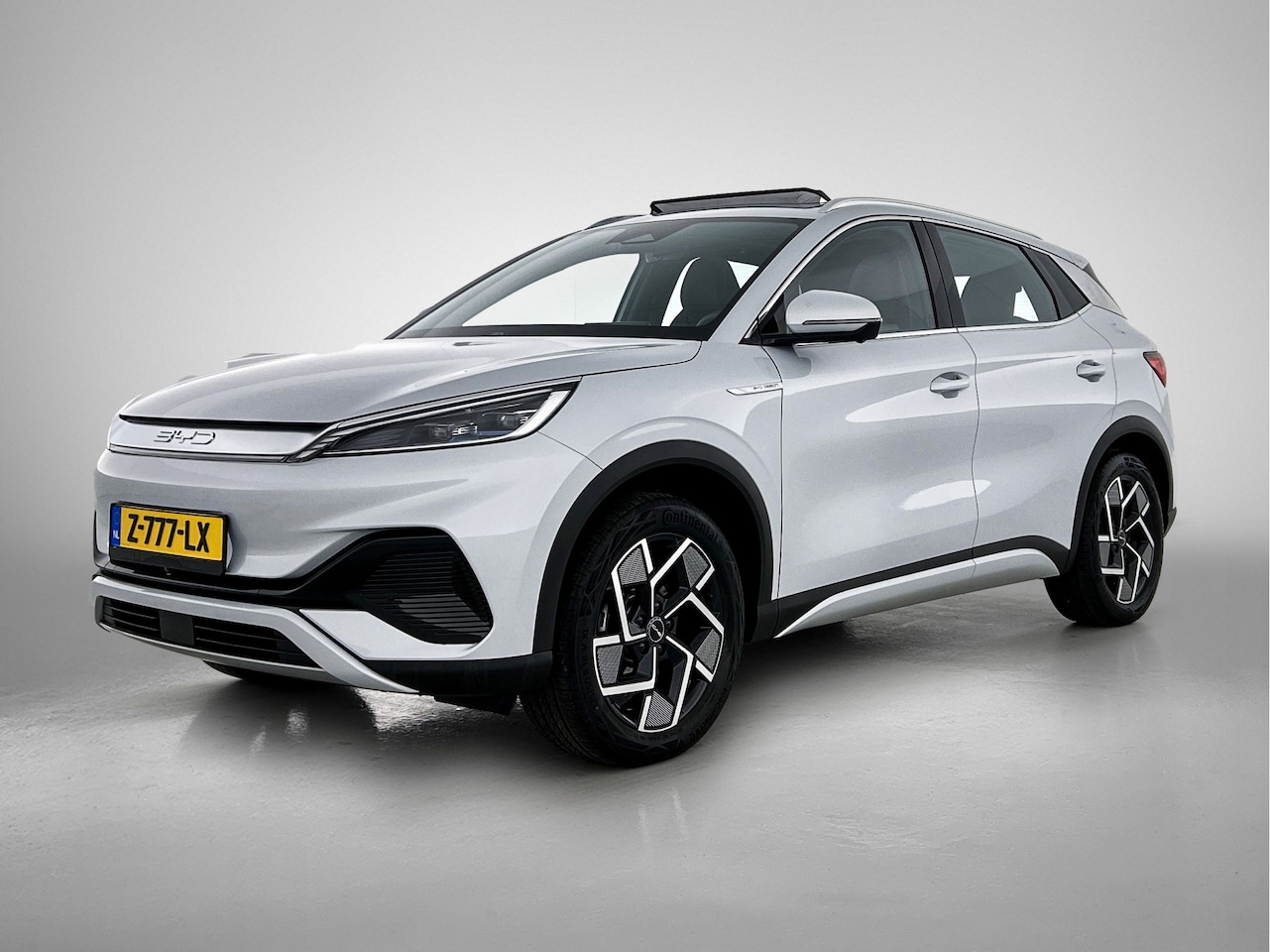 BYD Atto 3 - Comfort 60 kWh | Wit metallic | 18" LMV | 360 camera | Adaptive Cruise | 2024 model | - AutoWereld.nl