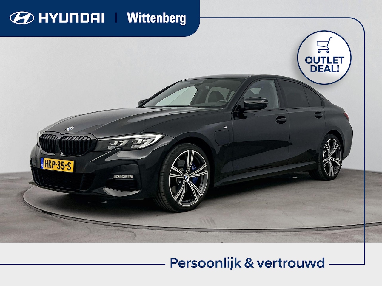 BMW 3-serie - 330e | 19" Breedset | Sportstoelen | Trekhaak | Trekgewicht 1500kg | Stoelverwarming | Par - AutoWereld.nl