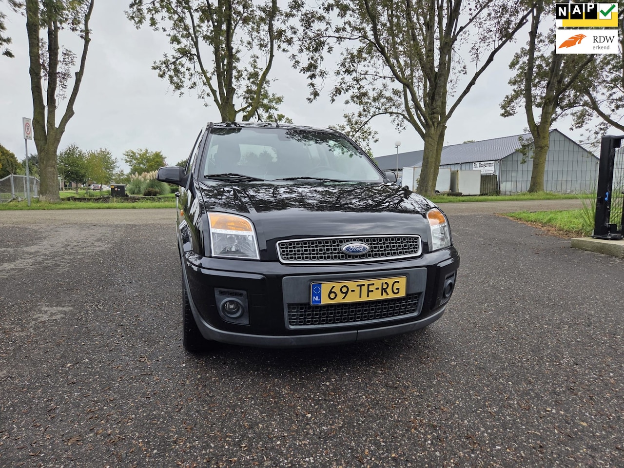 Ford Fusion - 1.6-16V Futura DISTRIBUTIERIEM VERVANGEN - VOLLEDIG ONDERHOUDEN - AIRCO - AutoWereld.nl