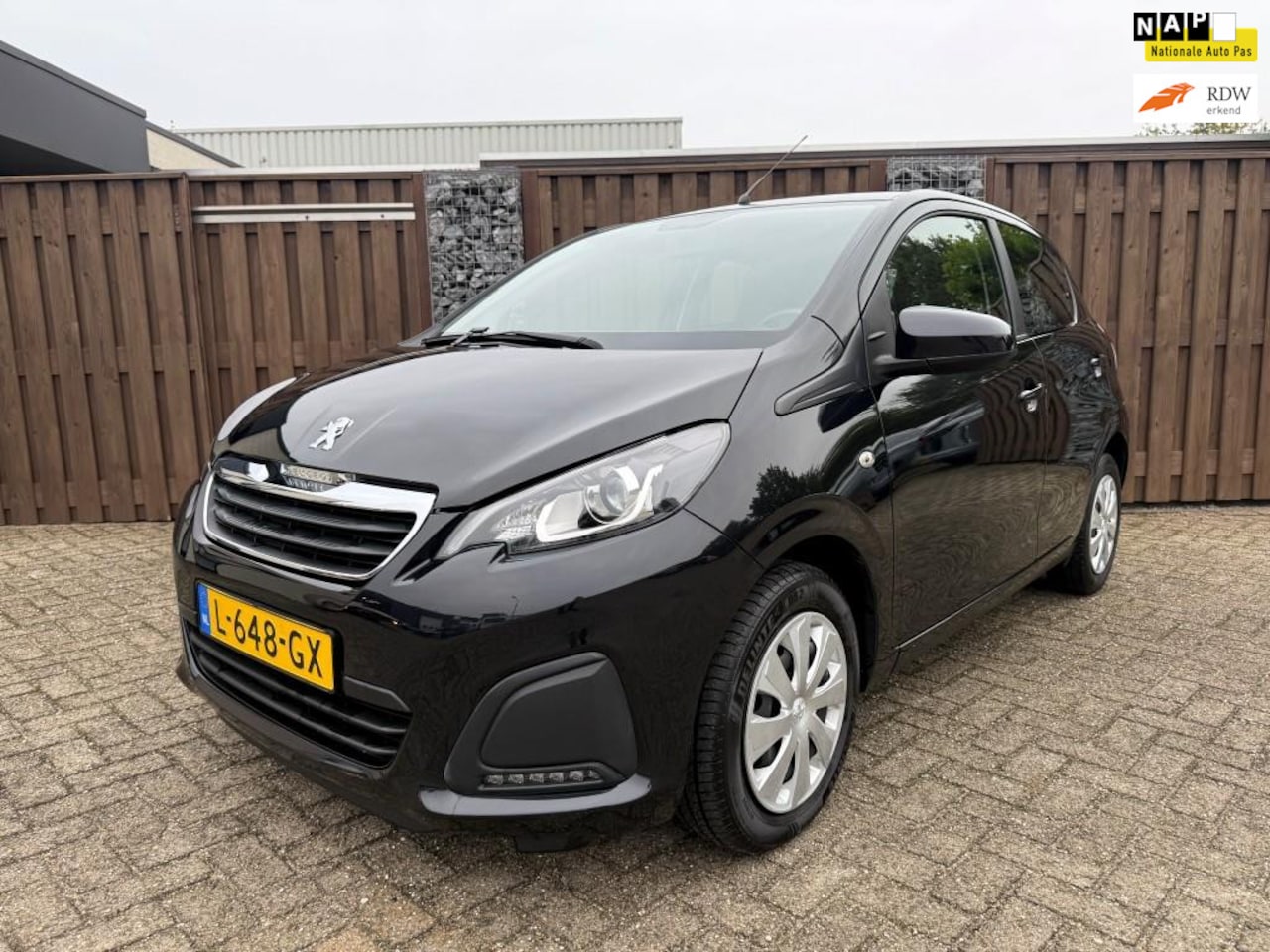 Peugeot 108 - 1.0 e-VTi Active AIRCO - AutoWereld.nl