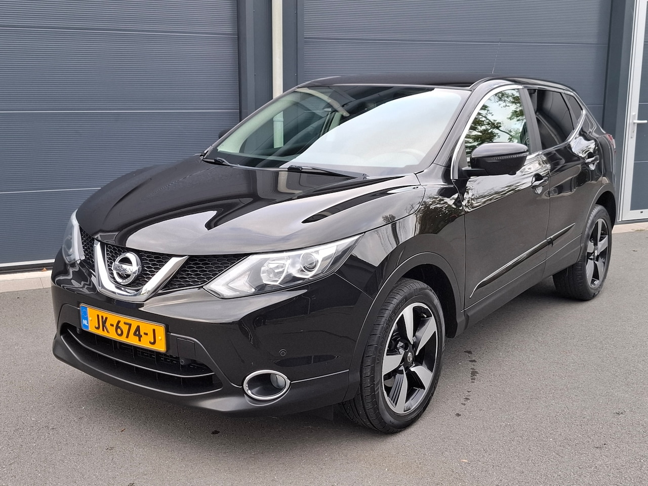 Nissan Qashqai - 1.6 N-Connecta - AutoWereld.nl