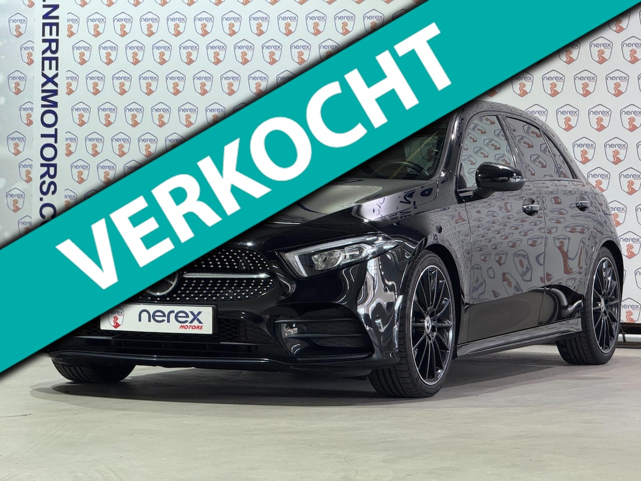 Mercedes-Benz A-klasse - 250 Premium Plus | AMG | Pano | Ambient light | PDC - AutoWereld.nl