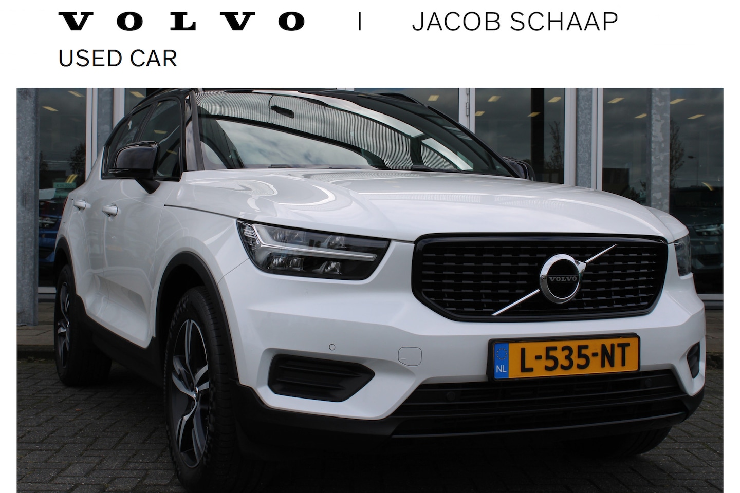 Volvo XC40 - T3 Automaat R-Design | Adapt. Cruise | El. Trekhaak | Park assist V+A | Draadloze telefoon - AutoWereld.nl