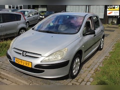 Peugeot 307 - 1.6-16V XS 5-Deurs Airco Cruise Trekhaak Elec. pakket APK