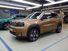 Fiat Grande Panda - La Prima 11 kW 44 kWh | Stuur/Stoelverwarming | Navigatie | Achteruitrijcamera | Climate C