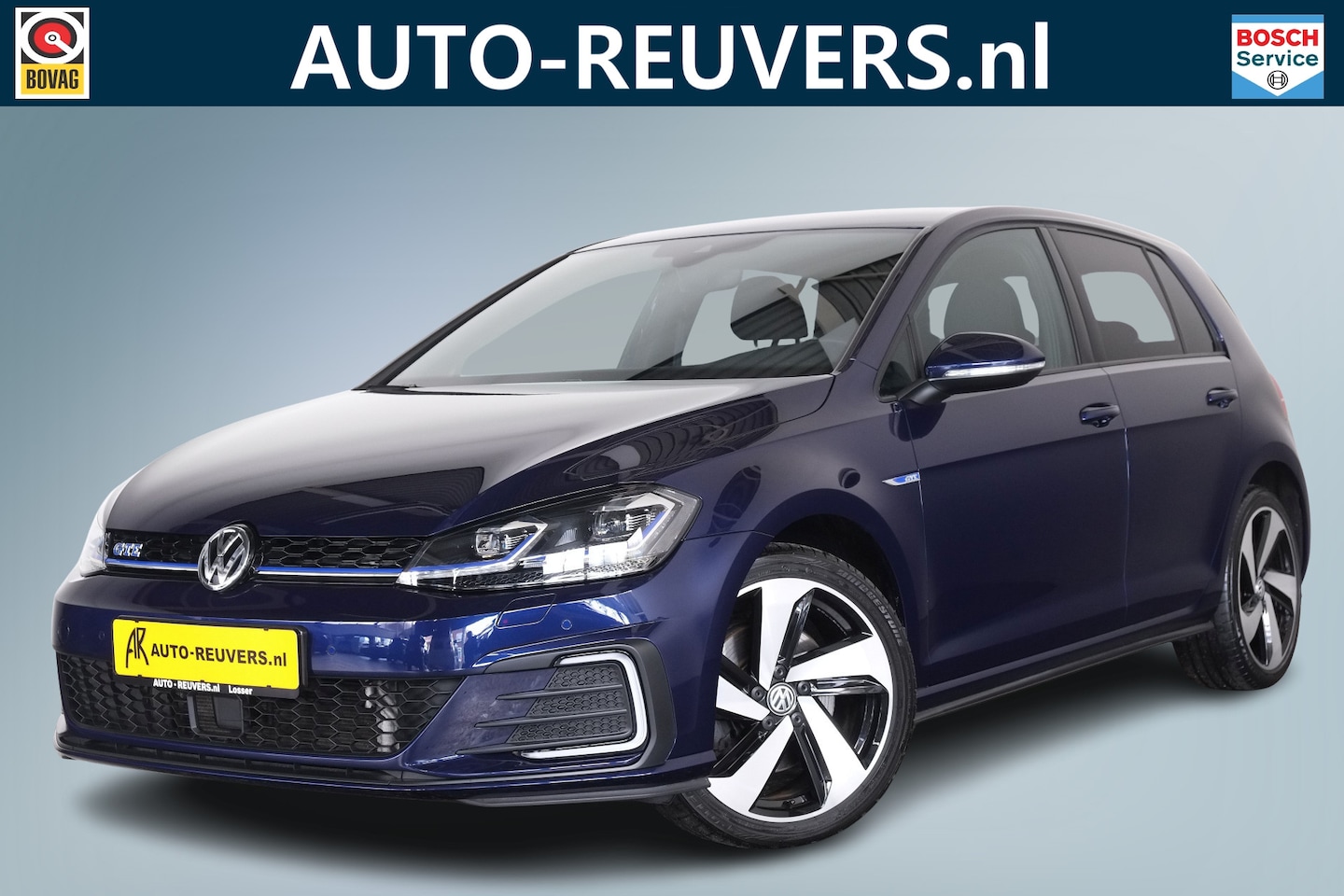 Volkswagen Golf - 1.4 TSI PHEV GTE / LED / ACC / CarPlay / Standkachel - AutoWereld.nl
