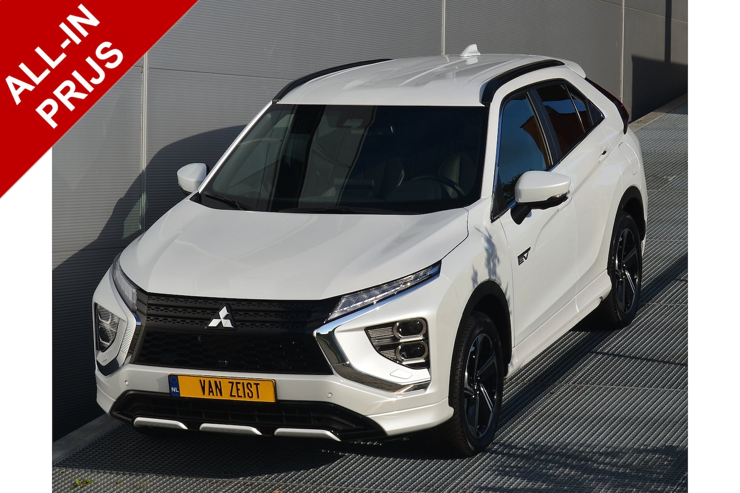 Mitsubishi Eclipse Cross - PHEV 2.4 EXECUTIVE 4WD | PLUG IN HYBRID | ADAPTIEF CRUISE | ALL SEASON BANDEN | FABRIEKSGA - AutoWereld.nl