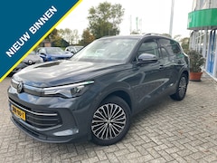 Volkswagen Tiguan - Tiguan 1.5 eTSI Life, Nav, Carplay, Stoelverw, Camera