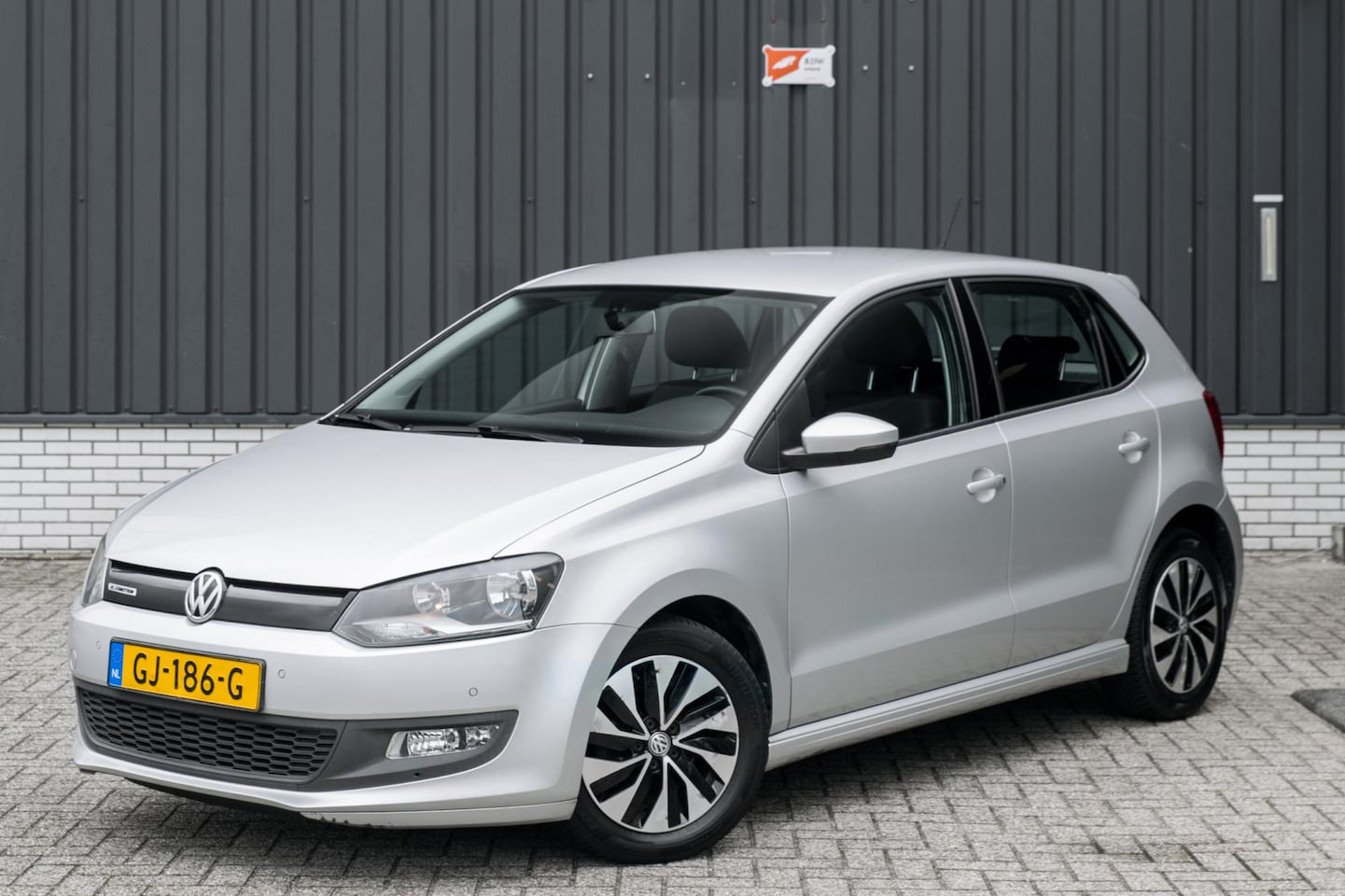 Volkswagen Polo - 1.0 BlueMotion*5-Deurs*Airco* - AutoWereld.nl