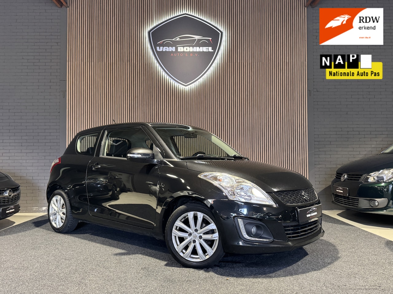 Suzuki Swift - 1.2 Comfort EASSS Airco.CruiseC.Elecpakket.Led.LMV!!! - AutoWereld.nl