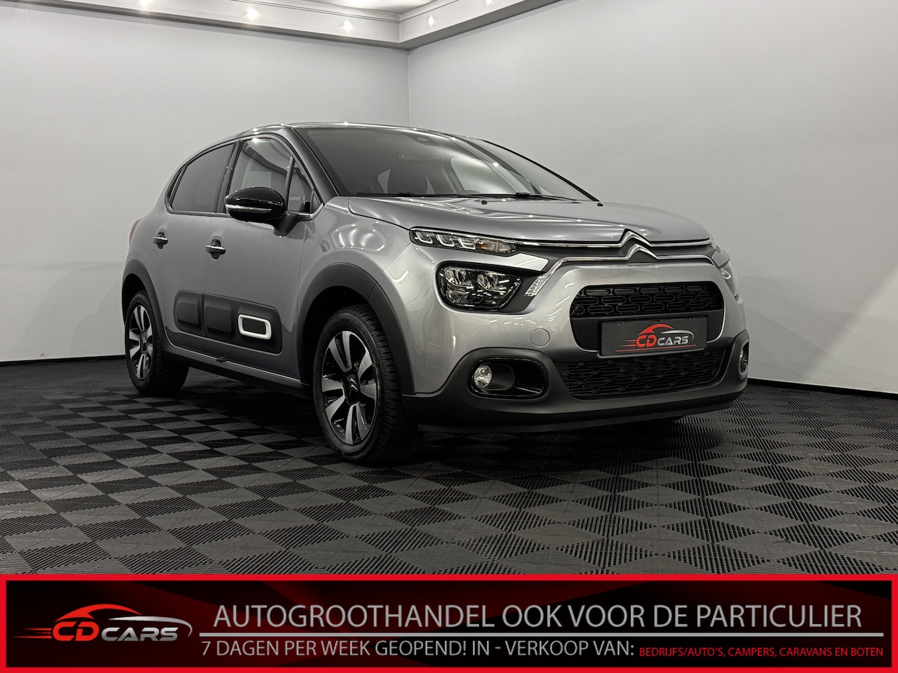 Citroën C3 - 1.2 PureTech Feel Edition Clima, Camera, Navi, Keyless start, Cruise control, Lichtmetalen - AutoWereld.nl