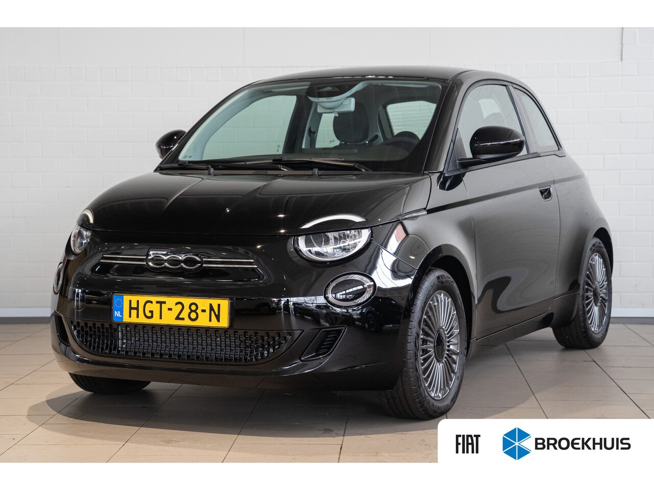 Fiat 500 - Icon 24 kWh | Navigatie | Apple Carplay & Android Auto | Climate Controle | Cruise Control - AutoWereld.nl