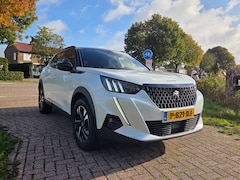 Peugeot 2008 - 1.2 Puretech 130pk GT-Line Virtueel Dashbord