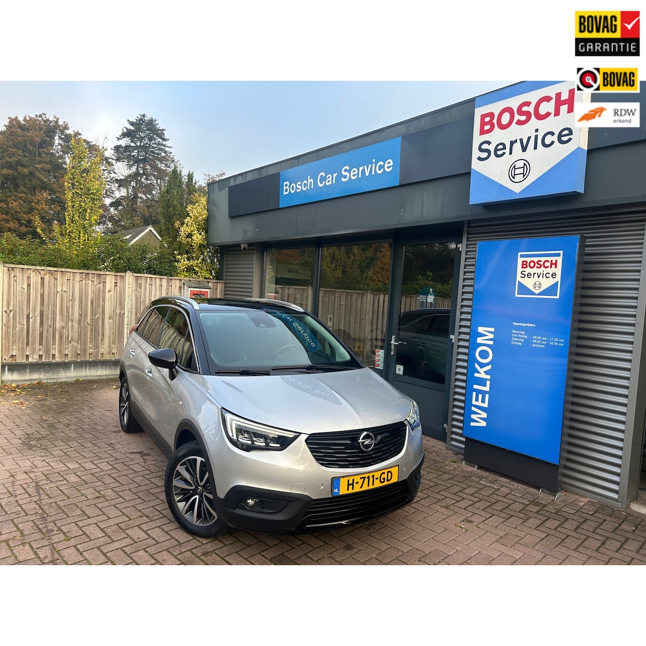 Opel Crossland X - INNOVATION 1.2T (110PK) AUTOMAAT Airco ECC, LM Velgen, Panodak, Trekhaak - AutoWereld.nl