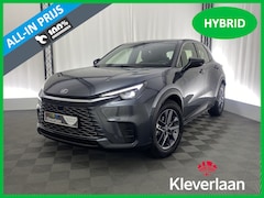 Lexus LBX - HEV Business Line 2WD Automaat | Apple Carplay | Camera | Dodehoek Det. | 136 PK |