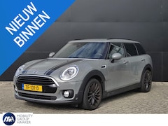 MINI Clubman - 1.5 Cooper Business Edition | Navigatie | Parkeersensoren | Cruise Control