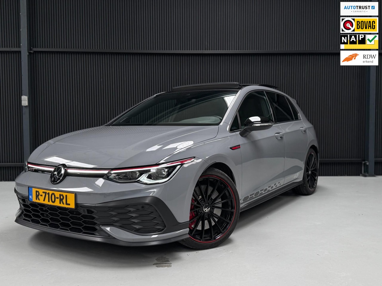 Volkswagen Golf - 2.0 TSI GTI Clubsport|45 Jahre|Akrapovic|Pano|H&K| - AutoWereld.nl