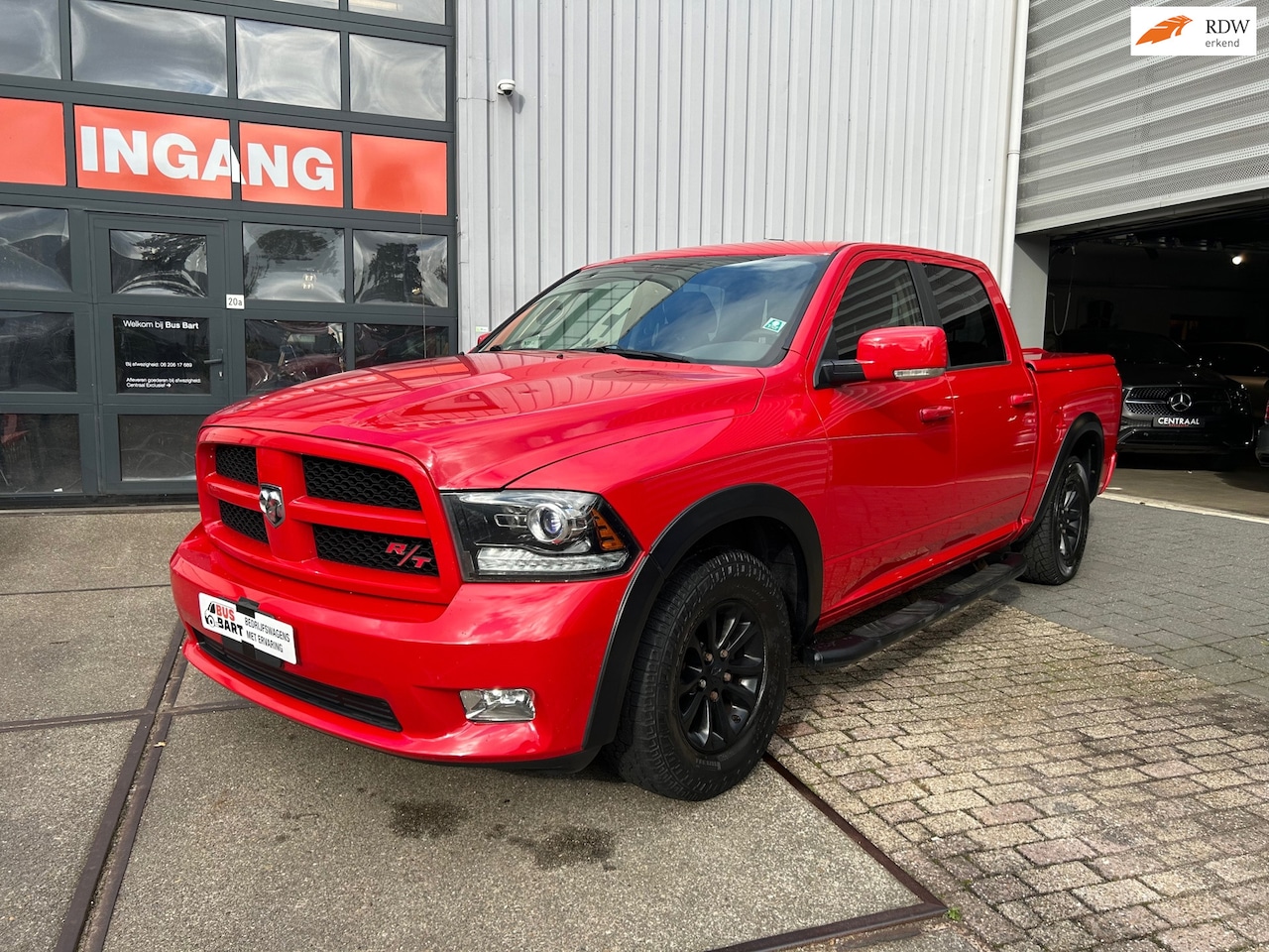 Dodge Ram 1500 - 5.7 V8 Crew Cab 5'7| LPG| BTW| Automaat| R/T uitvoering| Trekhaak - AutoWereld.nl
