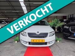 Skoda Octavia Combi - 1.6 TDI DSG Ambition 2013