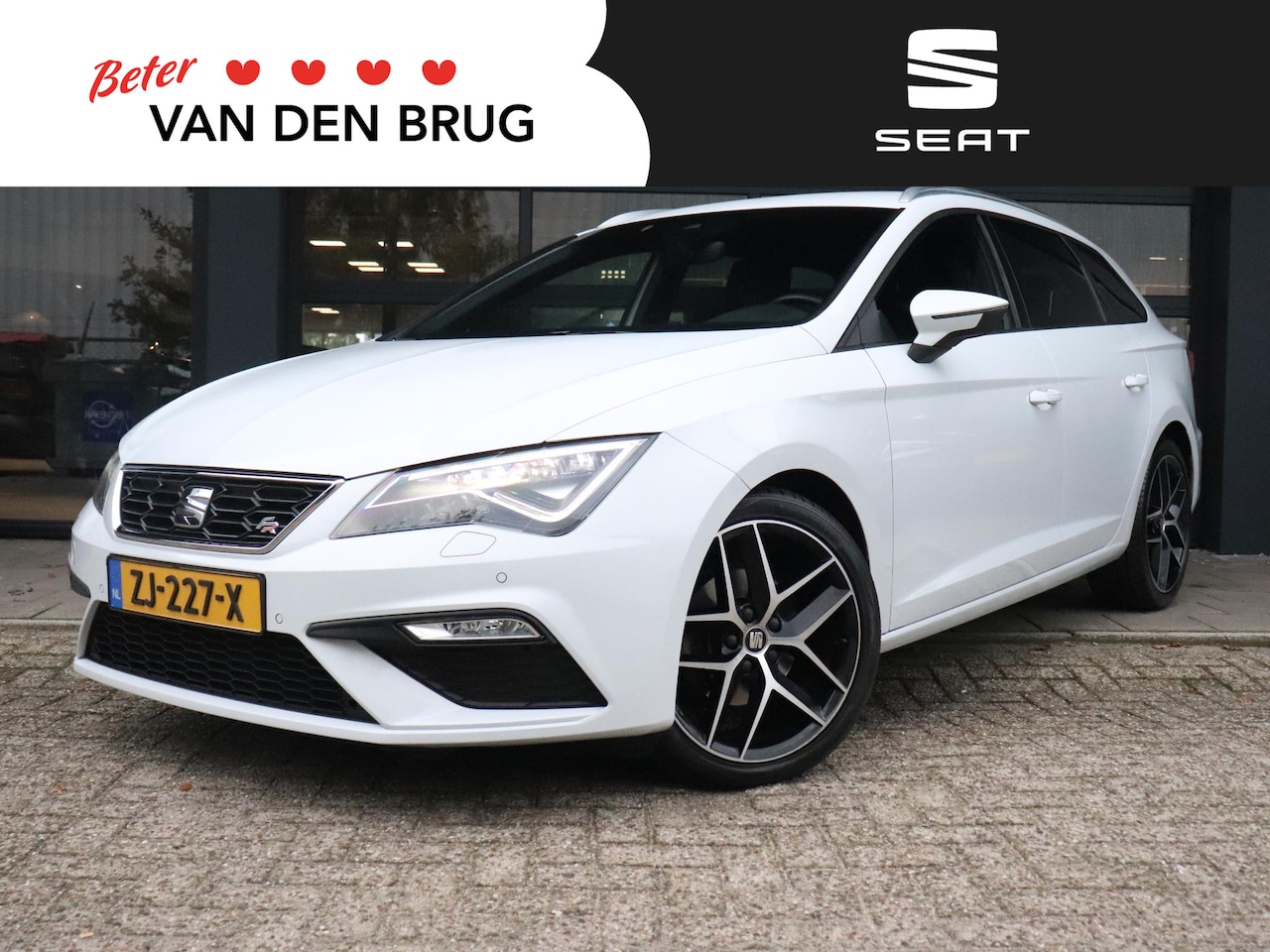 SEAT Leon ST - 1.5 TSI 150pk FR Business Intense | Trekhaak | Stoelverwarming | Full LED | Beats Audio | - AutoWereld.nl