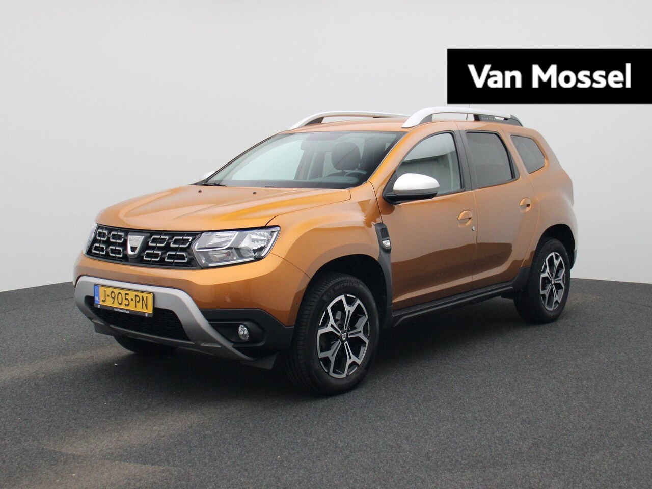 Dacia Duster - 1.3 TCe Prestige | Trekhaak | Camera | Blind Spot Warning | PDC Achter | Cruise Control & - AutoWereld.nl