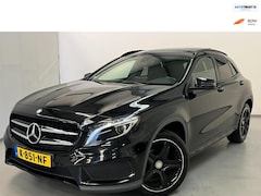 Mercedes-Benz GLA-Klasse - 200d / AMG / Pano / Sfeerverlichting
