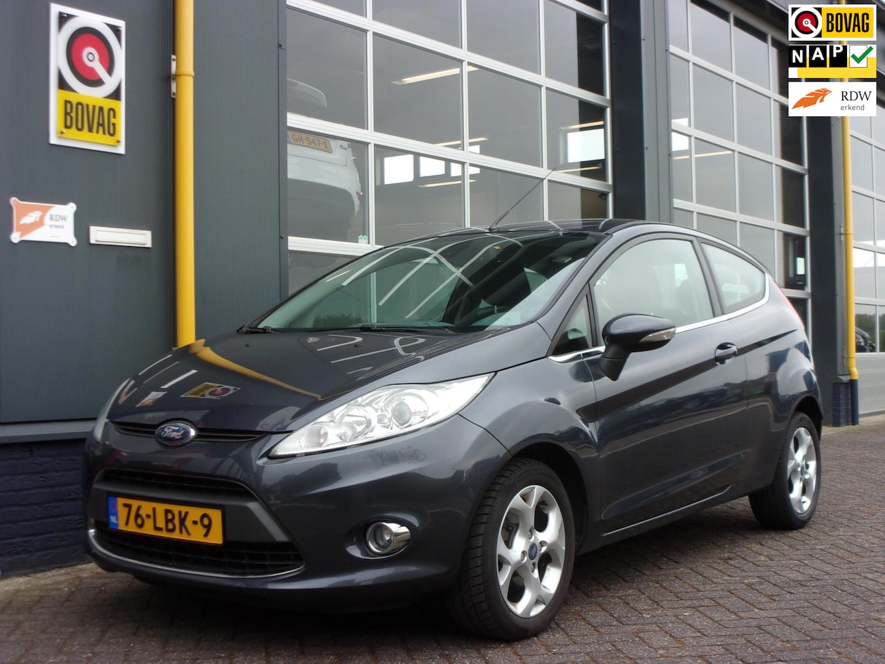Ford Fiesta - 1.4/97 pk AUTOMAAT Titanium X-Pack TEL ECC CrC VRV PDC - AutoWereld.nl