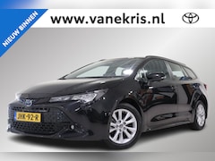Toyota Corolla Touring Sports - Hybrid 140 Dynamic, Parkeersensoren, Stoelverwarming , NAVI