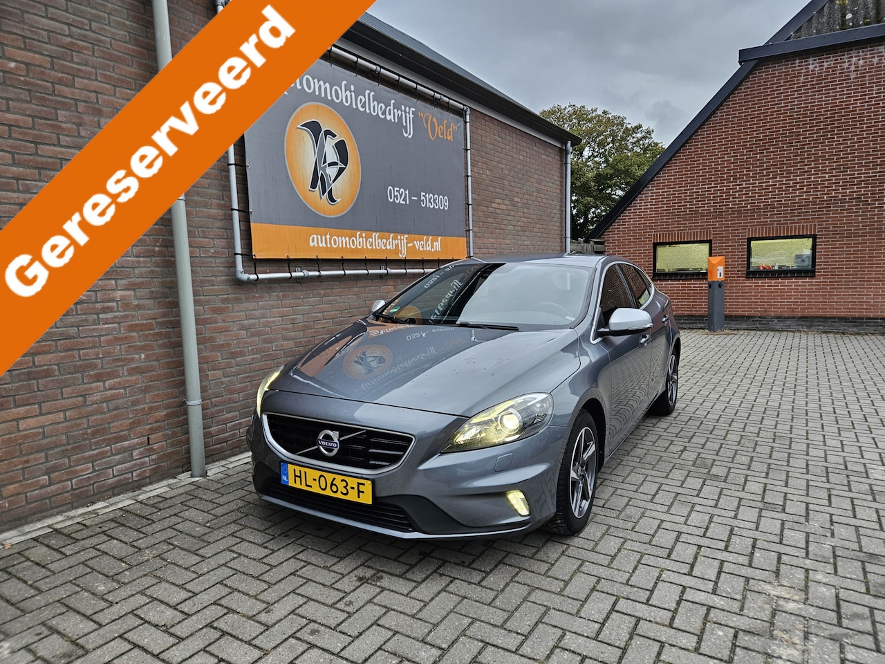 Volvo V40 - 2.0 D2 R-Design Business 2.0 D2 R-Design Business - AutoWereld.nl