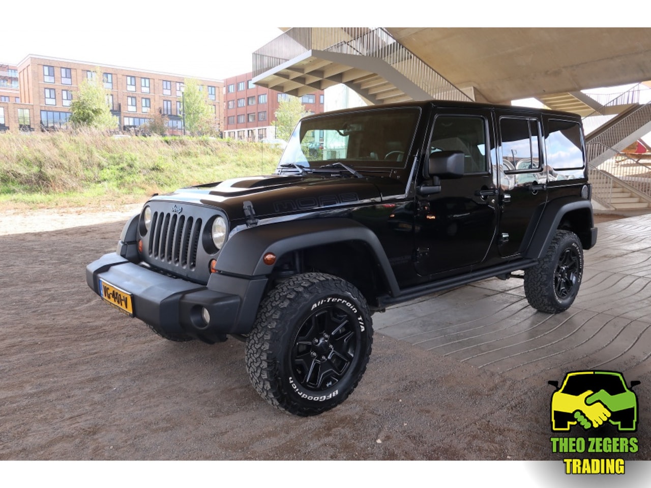 Jeep Wrangler Unlimited - 4x4 2.8 CRD Sport 200 pk Grijs Kenteken - AutoWereld.nl