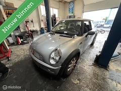 MINI One - 1.6 met panormadak (inruilkoopje)