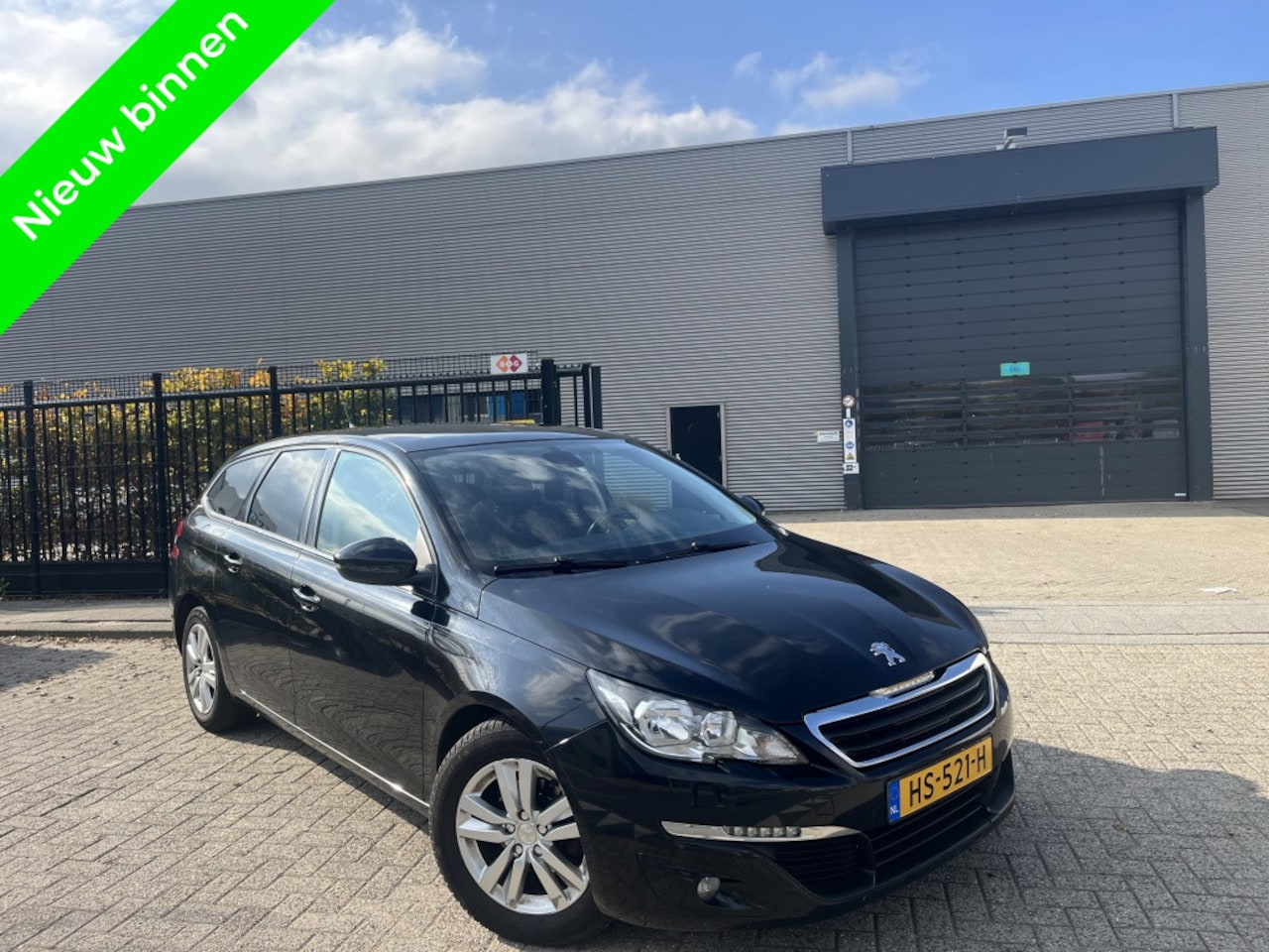 Peugeot 308 SW - 1.6 BlueHDI Camera Panoramadak - AutoWereld.nl