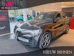 Alfa Romeo Stelvio - 2.0 T AWD Veloce 280PK Pano Dak Soundsysteem Theatre 400 Watt 20 Inch Leer Camera stuurwie