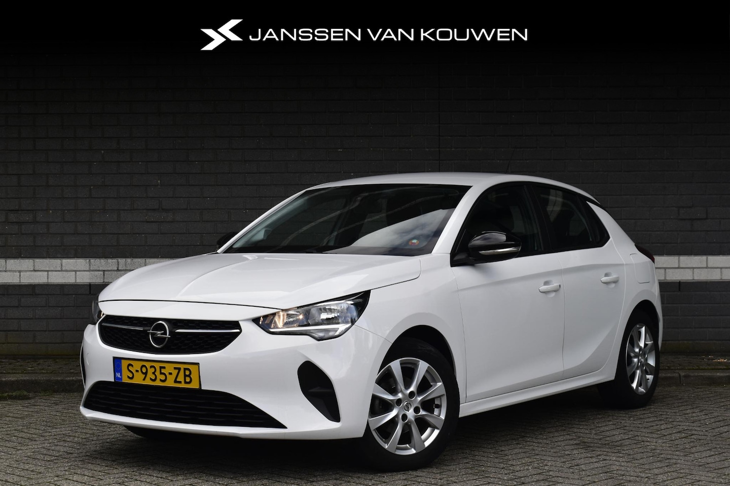Opel Corsa - 1.2 Level 2 Airco Apple Carplay Parkeersensoren 16" LMW - AutoWereld.nl