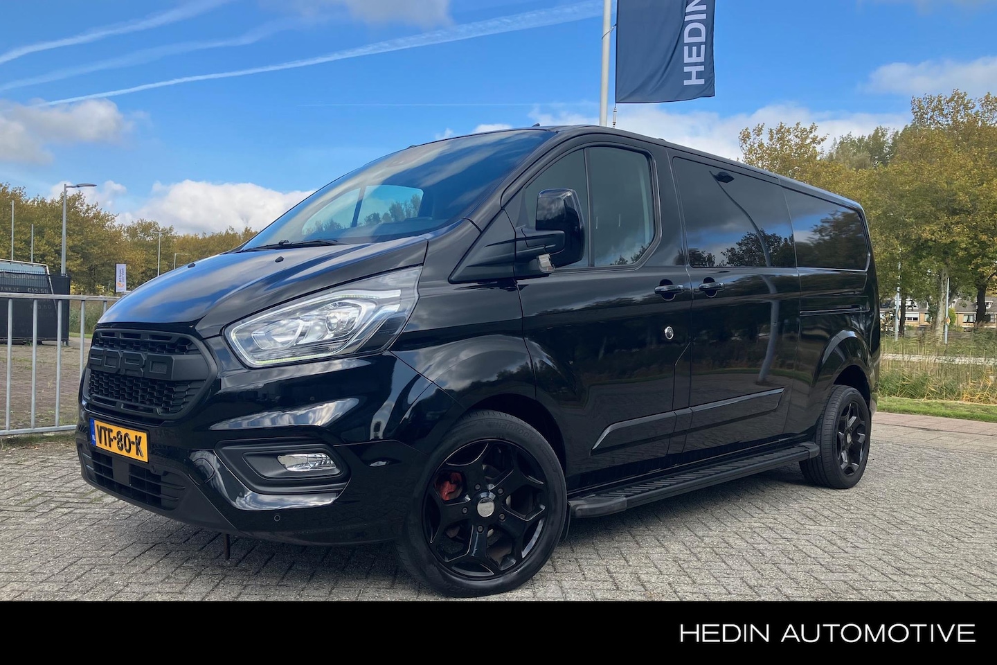 Ford Transit Custom - 300 2.0 TDCI L2H1 Limited DC 300 2.0 TDCI 170PK L2H1 Limited DC Automaat - AutoWereld.nl