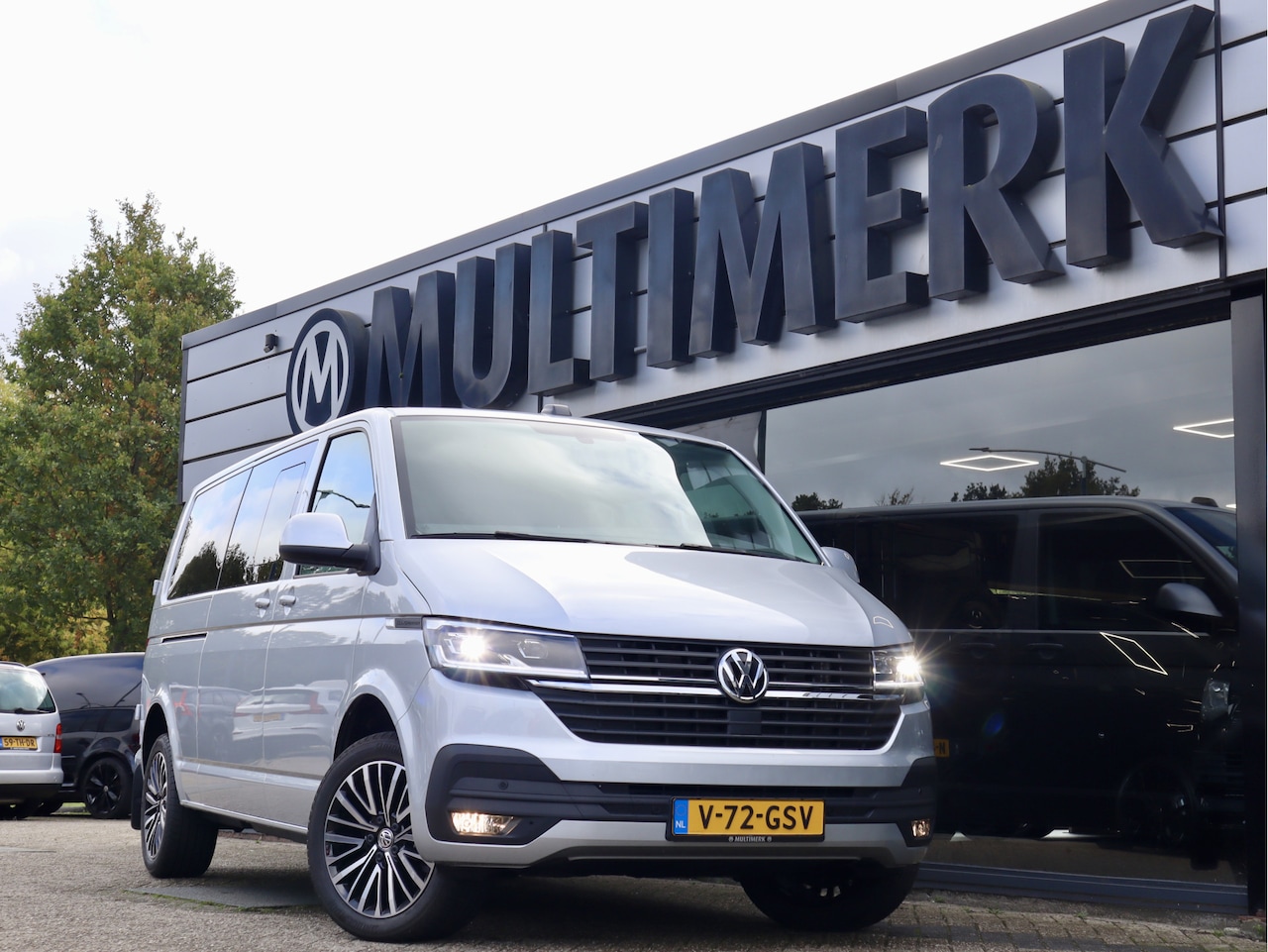 Volkswagen Transporter - 2.0 TDI DSG BULLI DUBBELE CABINE 2X SCHUIFDEUR - AutoWereld.nl