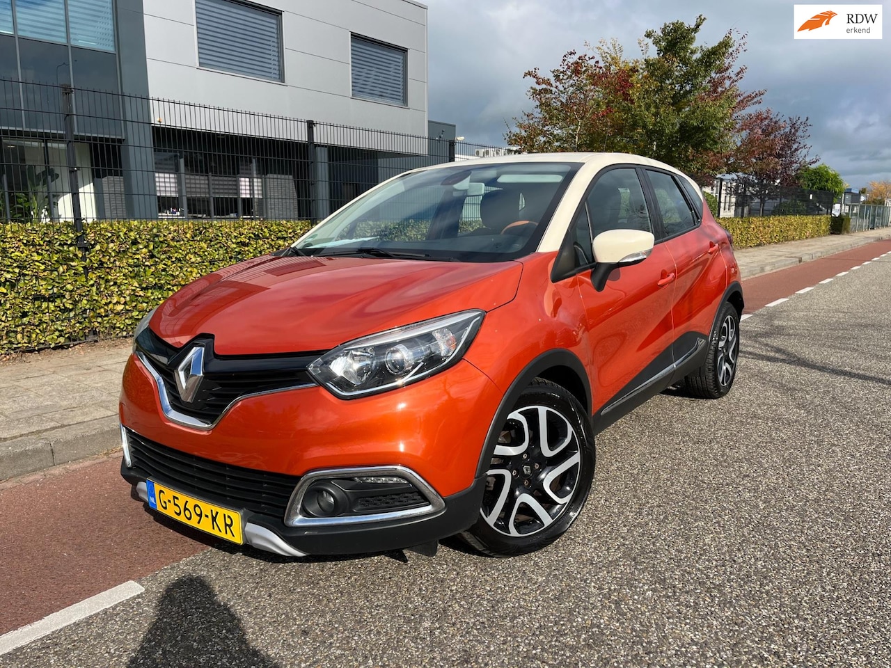 Renault Captur - 1.2 TCe Dynamique Achterruitrijcamera Navigatie Cruise/Climate-Control Trekhaak Parkeersen - AutoWereld.nl