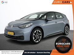 Volkswagen ID.3 - Life 58 kWh Navigatie Apple Carplay/Android Auto Adaptive Cruise Control Parkeersensoren S