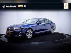 BMW 5-serie - 530iA LUXURY Innovation SCHUIFDAK | HARMAN KARDON | MEMORY | CAMERA | CARPLAY | LEDER | ST