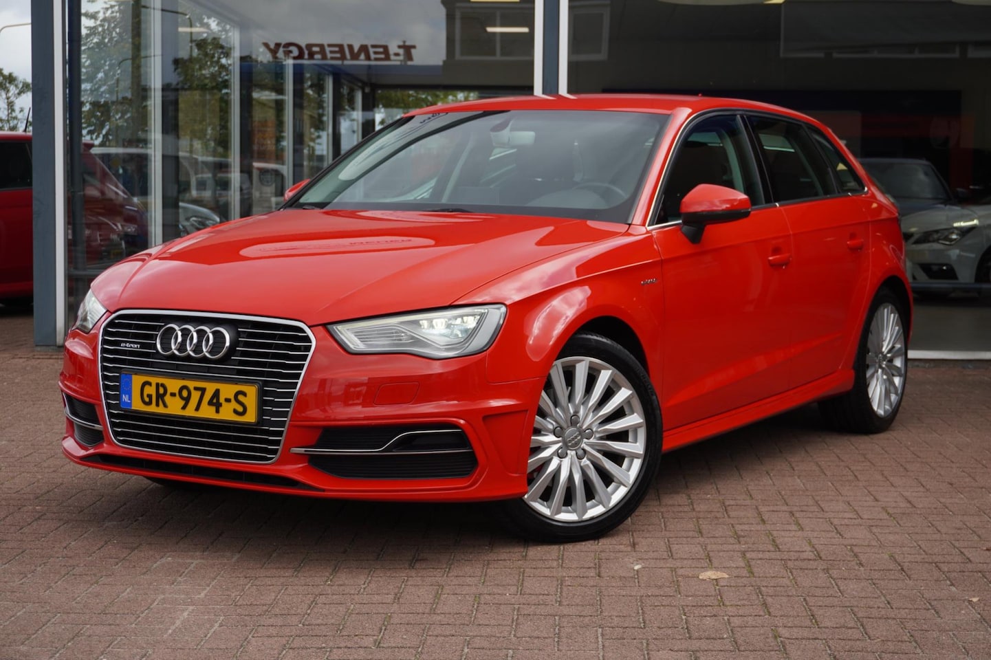 Audi A3 Sportback - 1.4 e-tron PHEV Ambition Pro Line plus | 5deurs | Navigatie | Elek. Pakket | Vol opties | - AutoWereld.nl