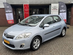 Toyota Auris - 1.8 Hybrid ASPIRATION TREKHAAK CLIMA NAVI CRUISE BLUETOOTH LM-VELGEN NL-AUTO